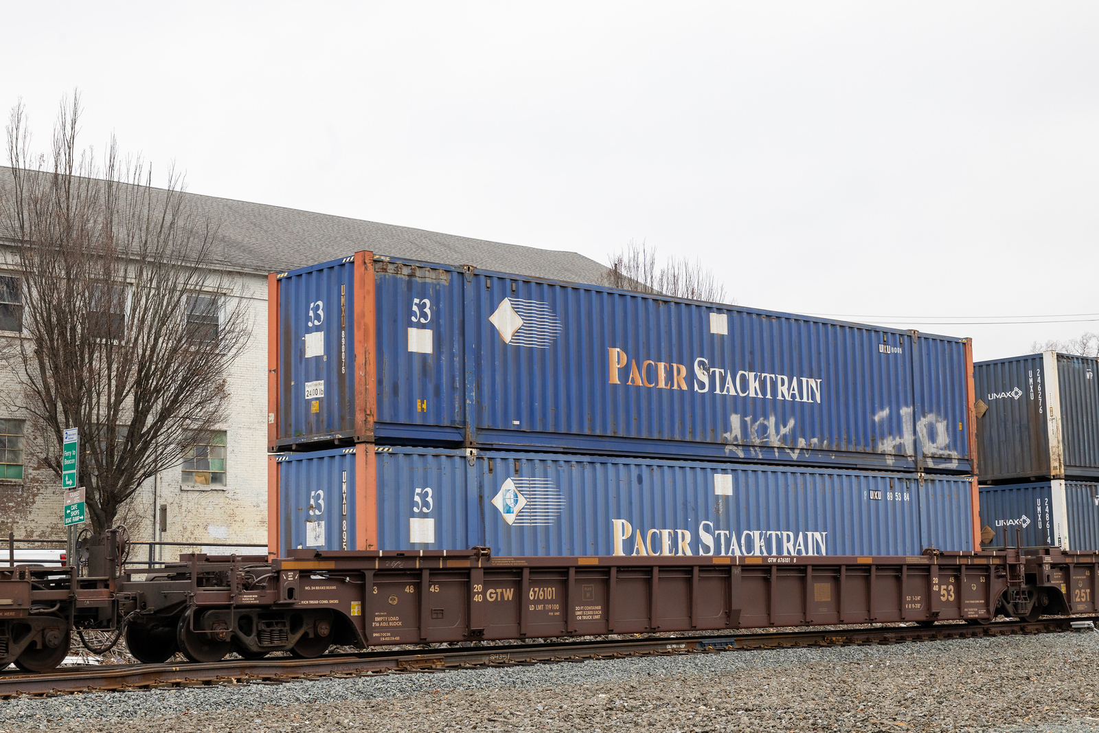 GTW 676101B