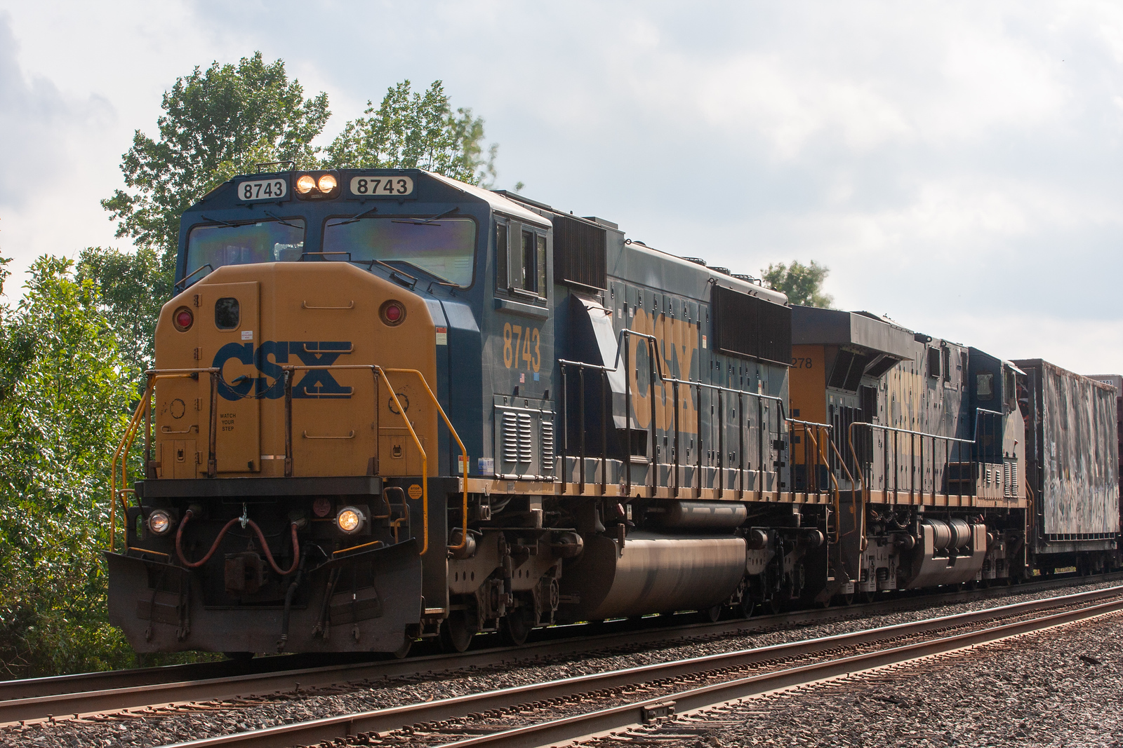 CSXT 8743