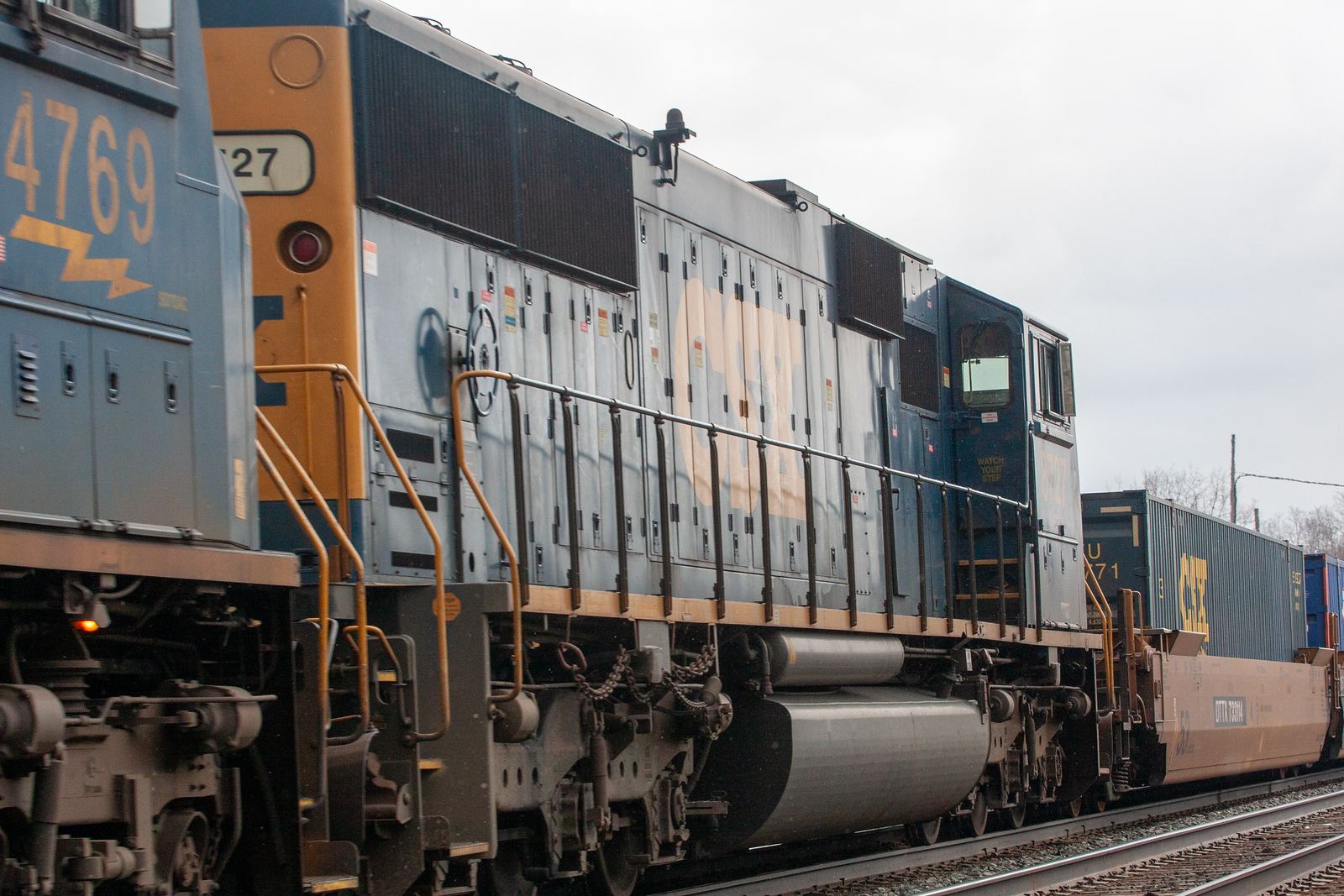 CSXT 8727