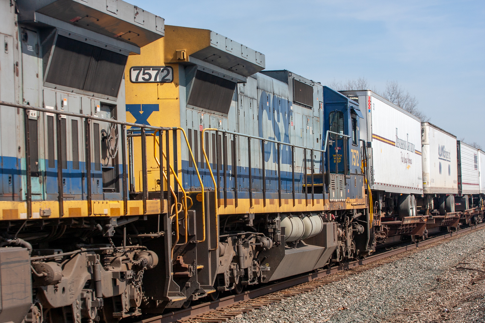 CSXT 7572