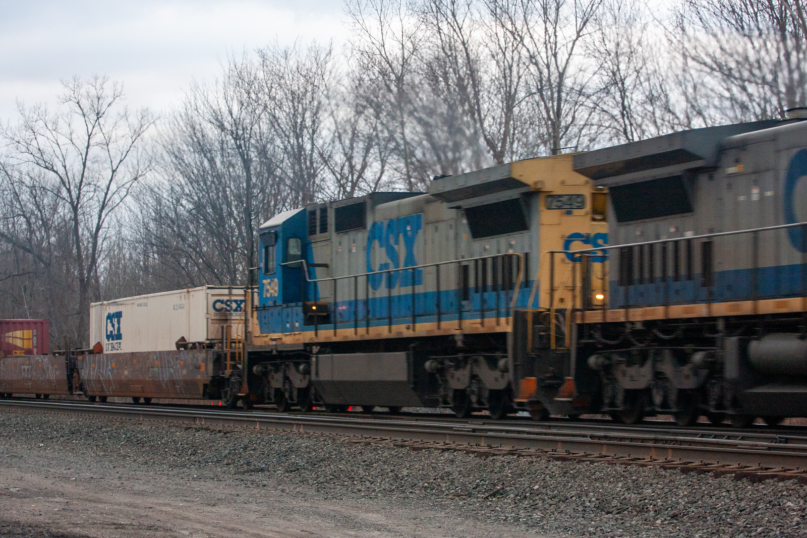 CSXT 7549