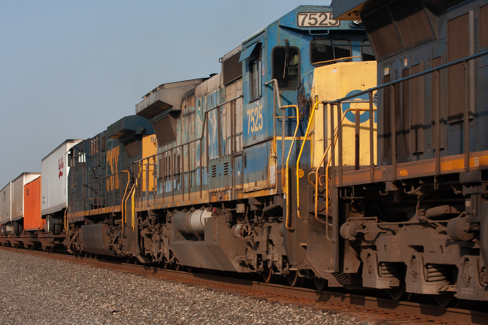 CSXT 7525