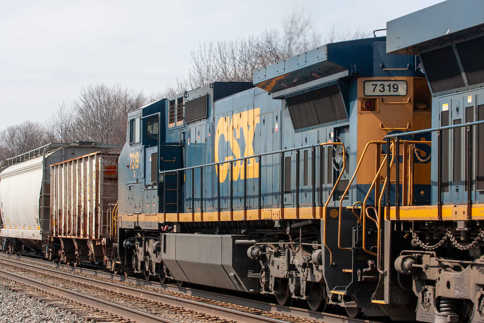 CSXT 7319
