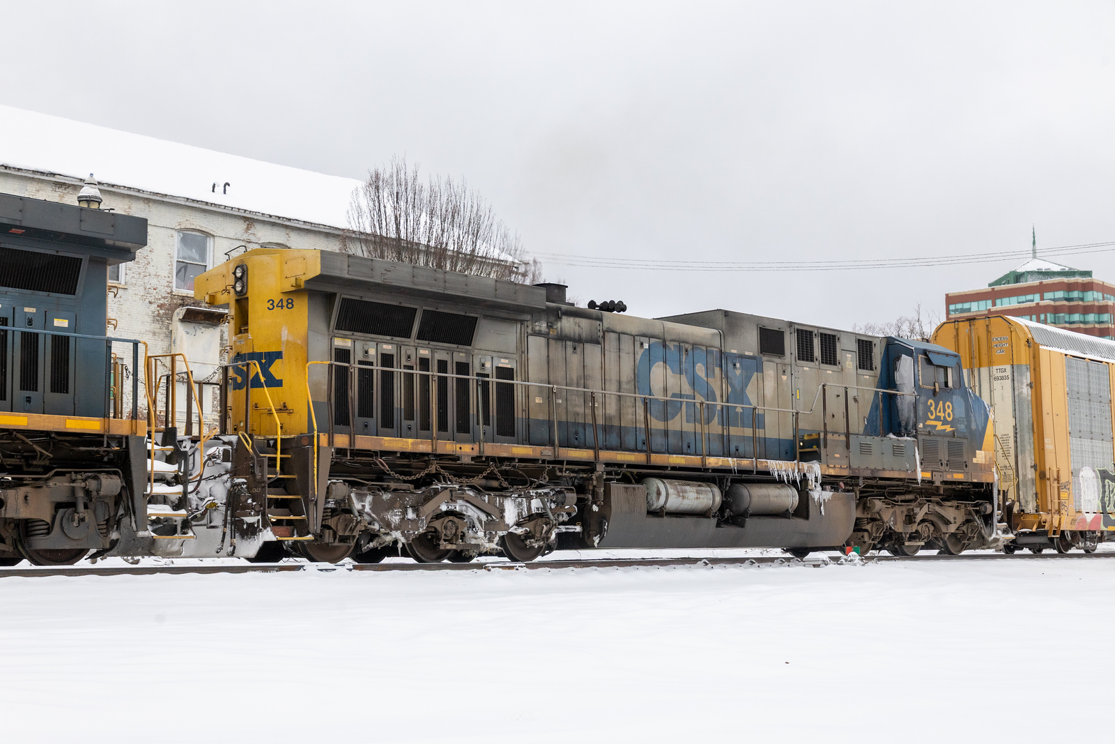 CSXT 348