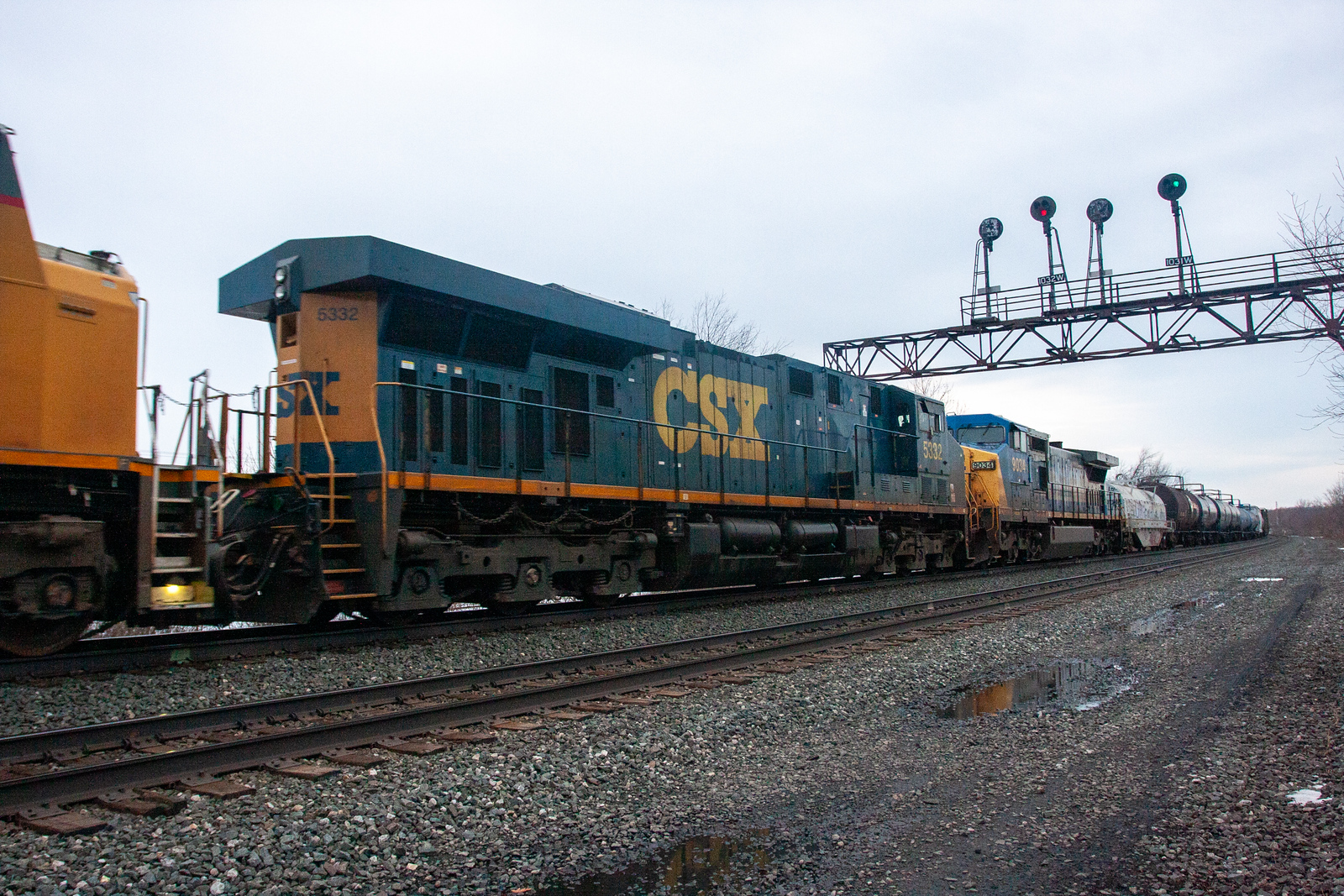 CSXT 5332