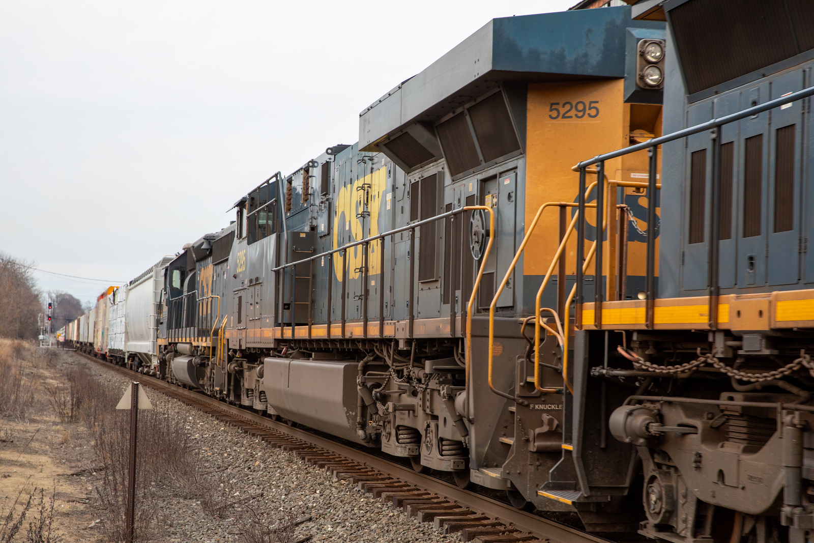CSXT 5295