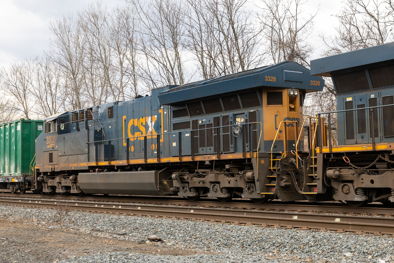 CSXT 3328