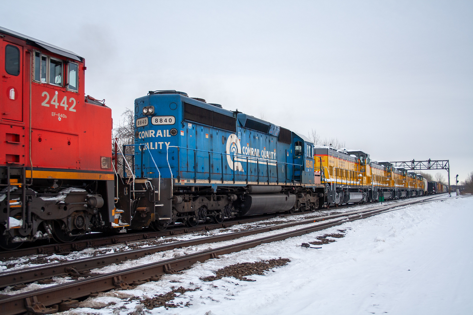 CSXT 8840
