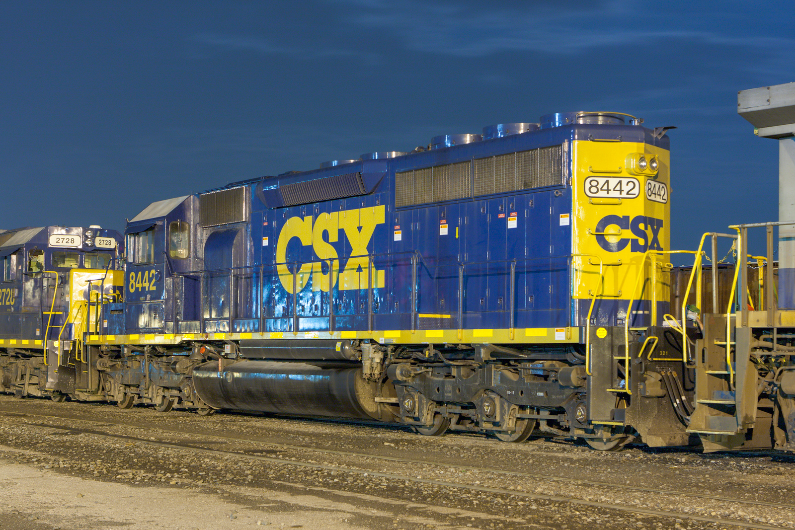 CSXT 8442