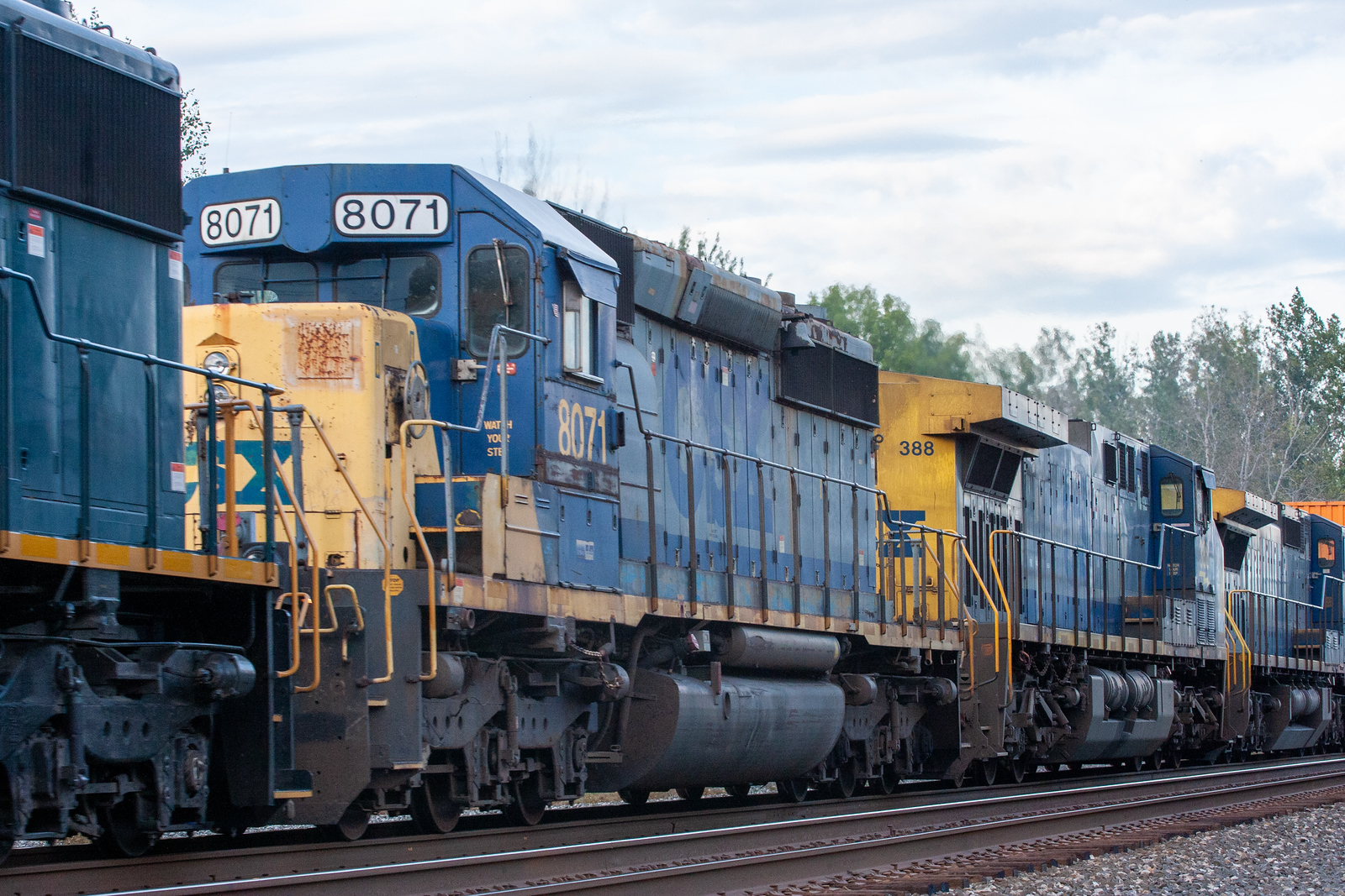CSXT 8071