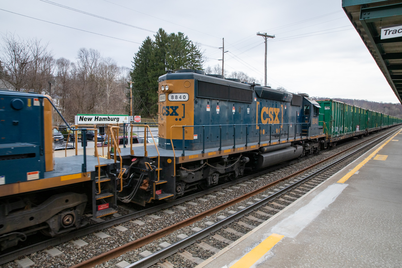 CSXT 8840