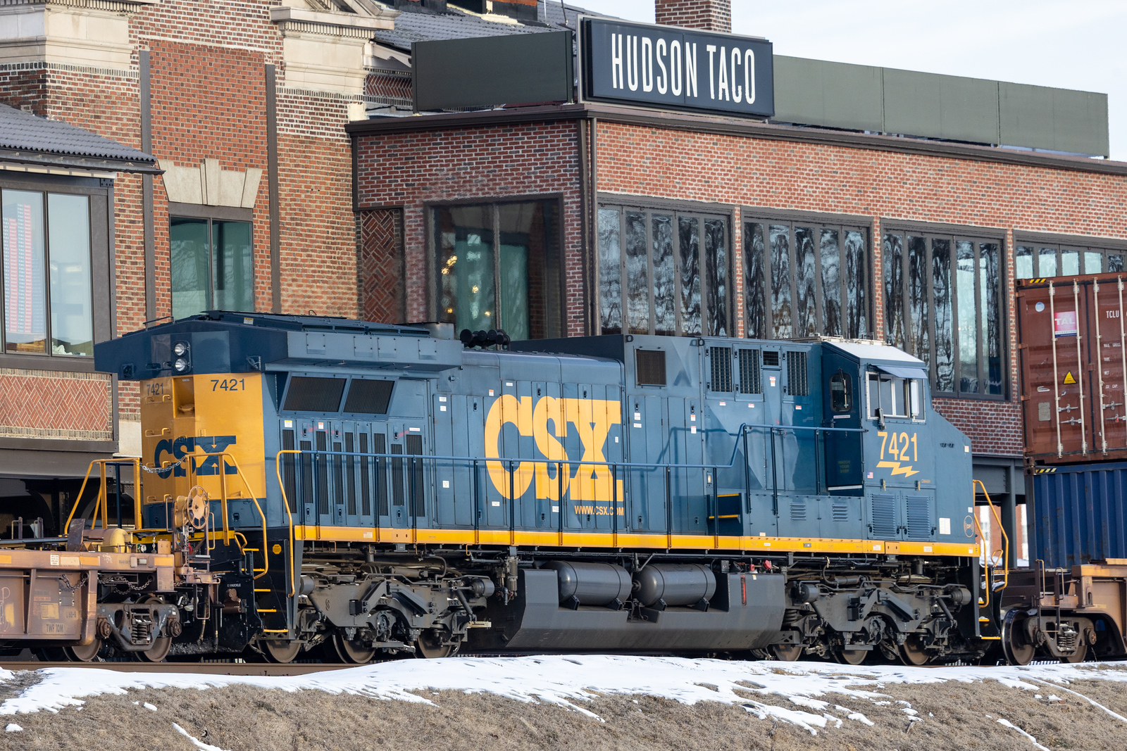 CSXT 7421
