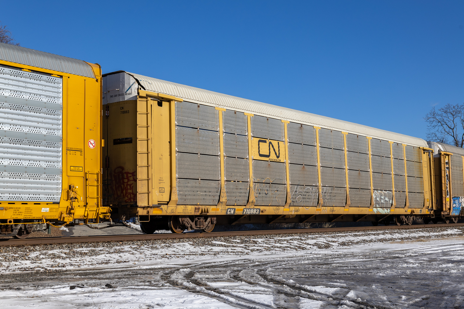 CN 710883