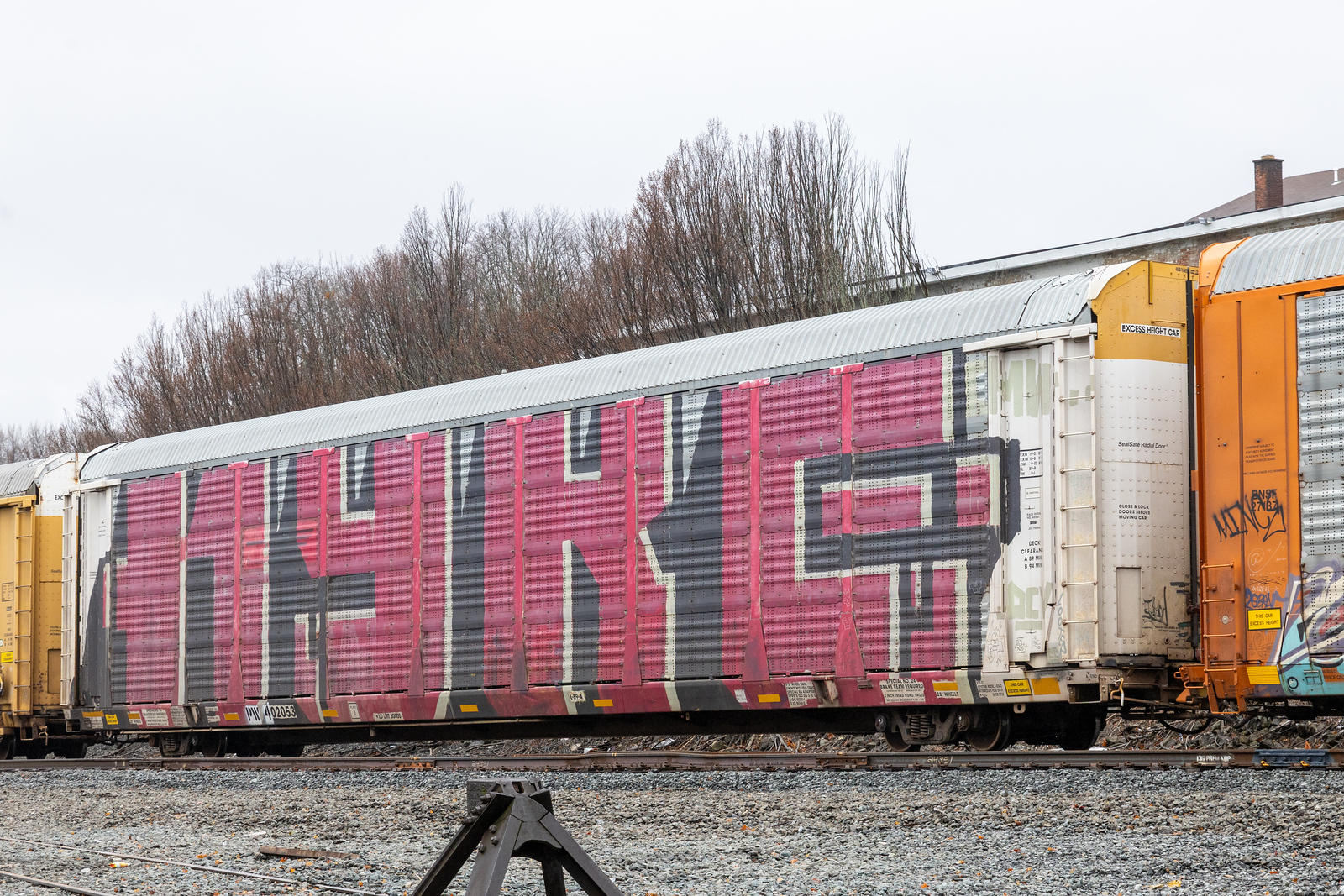 PW 402053