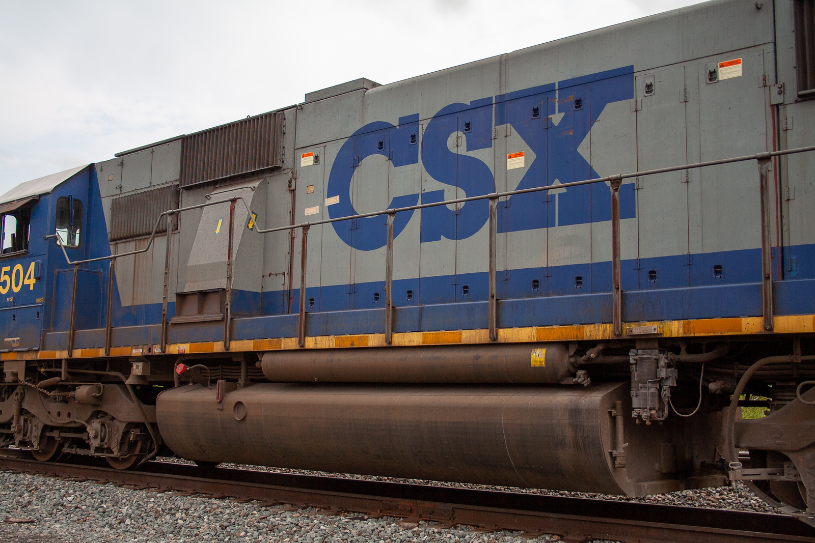 CSXT 8504