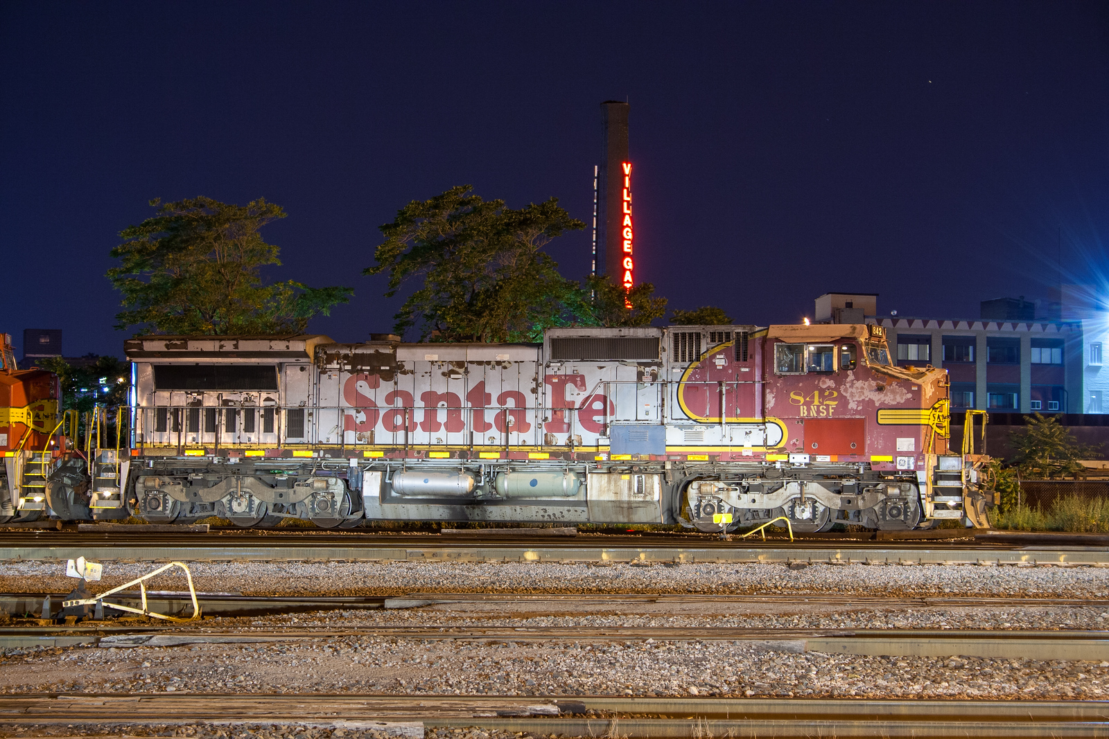 BNSF 842