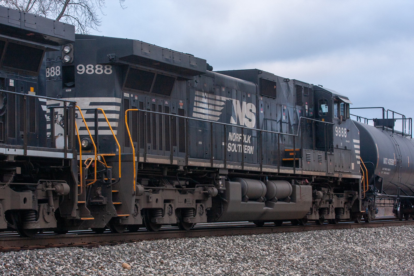 NS 9888