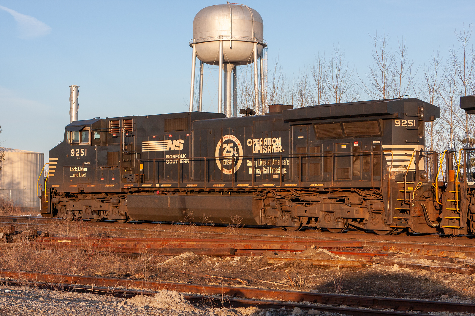 NS 9251