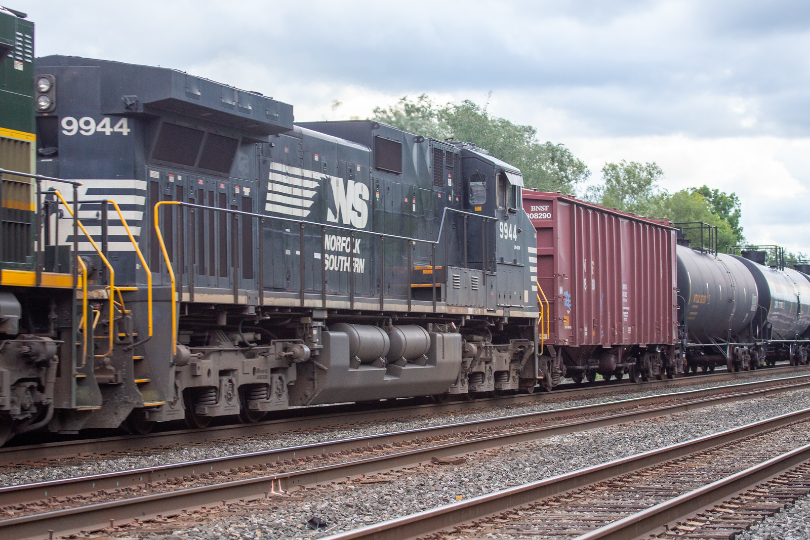 NS 9944