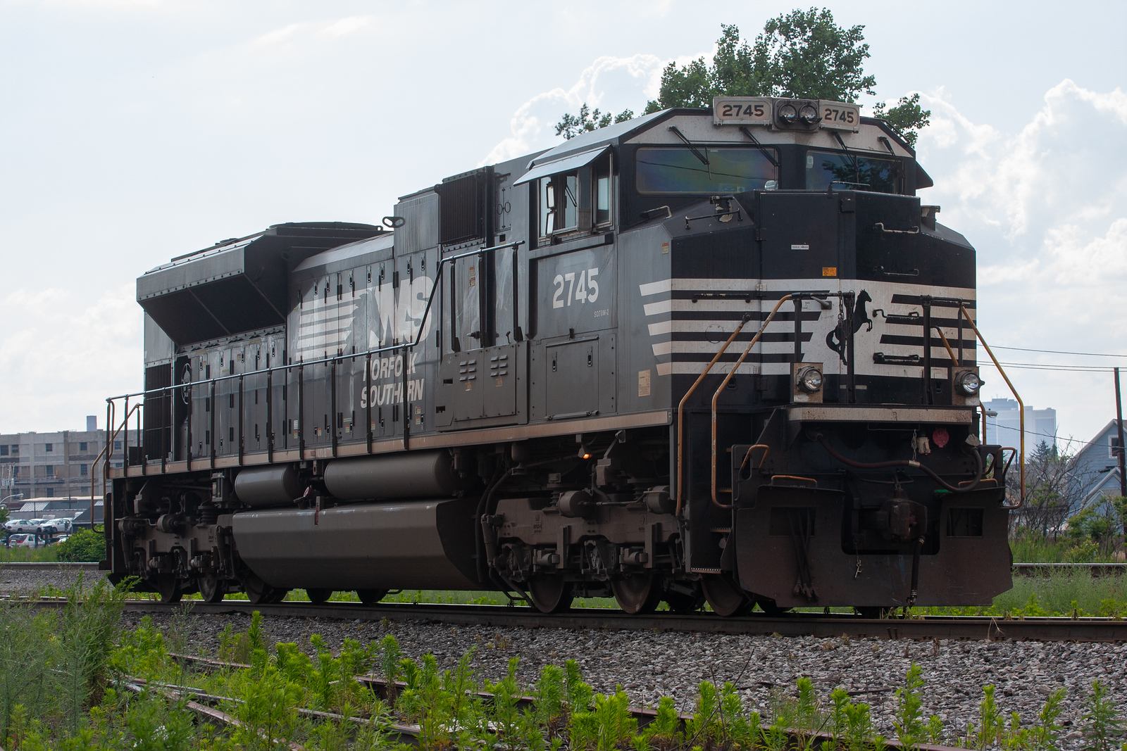 NS 2745