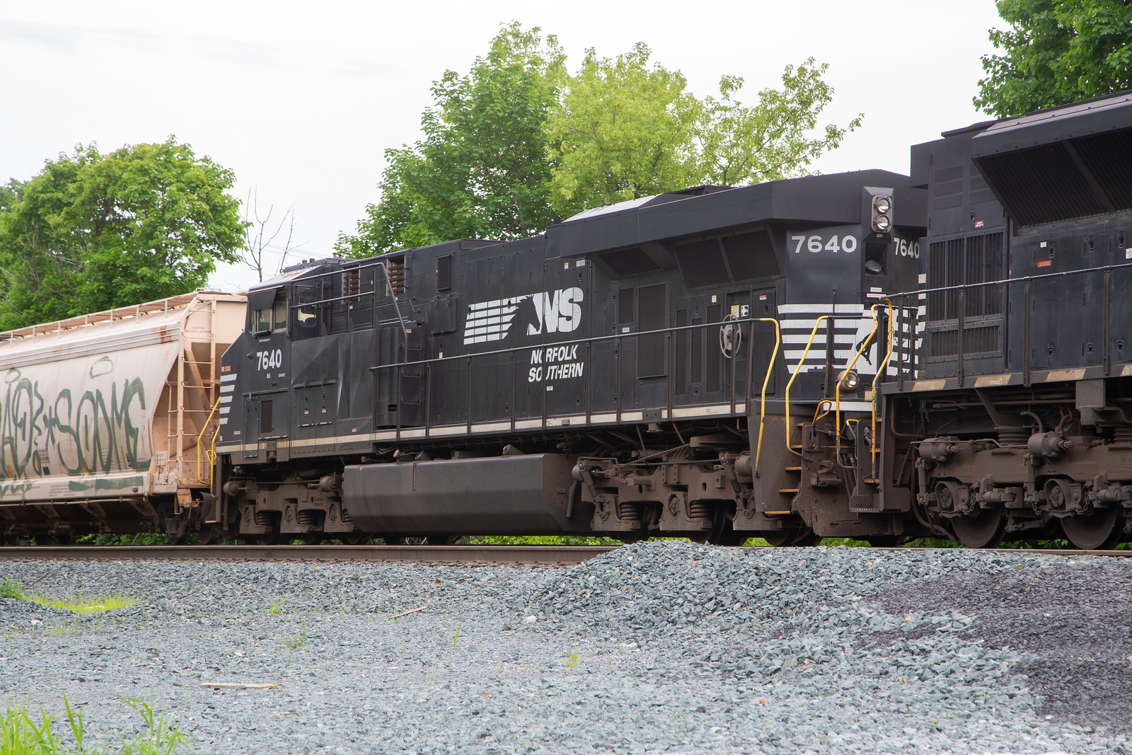 NS 7640