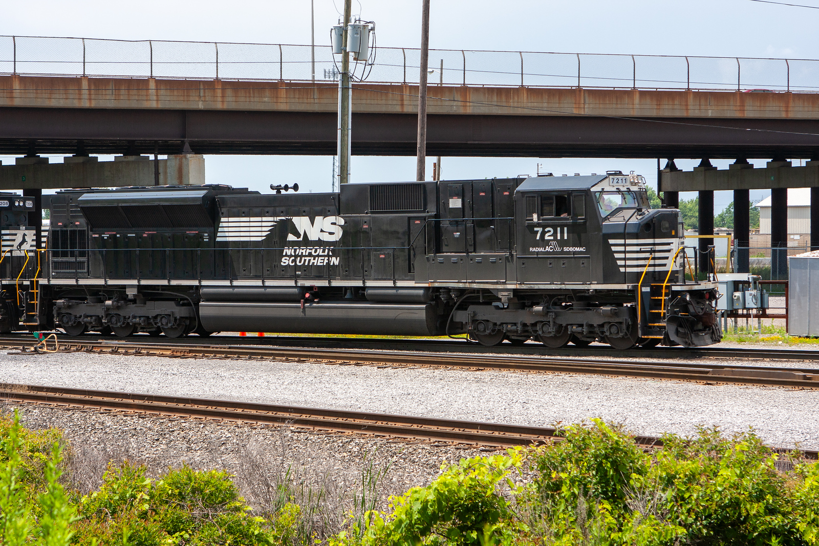 NS 7211