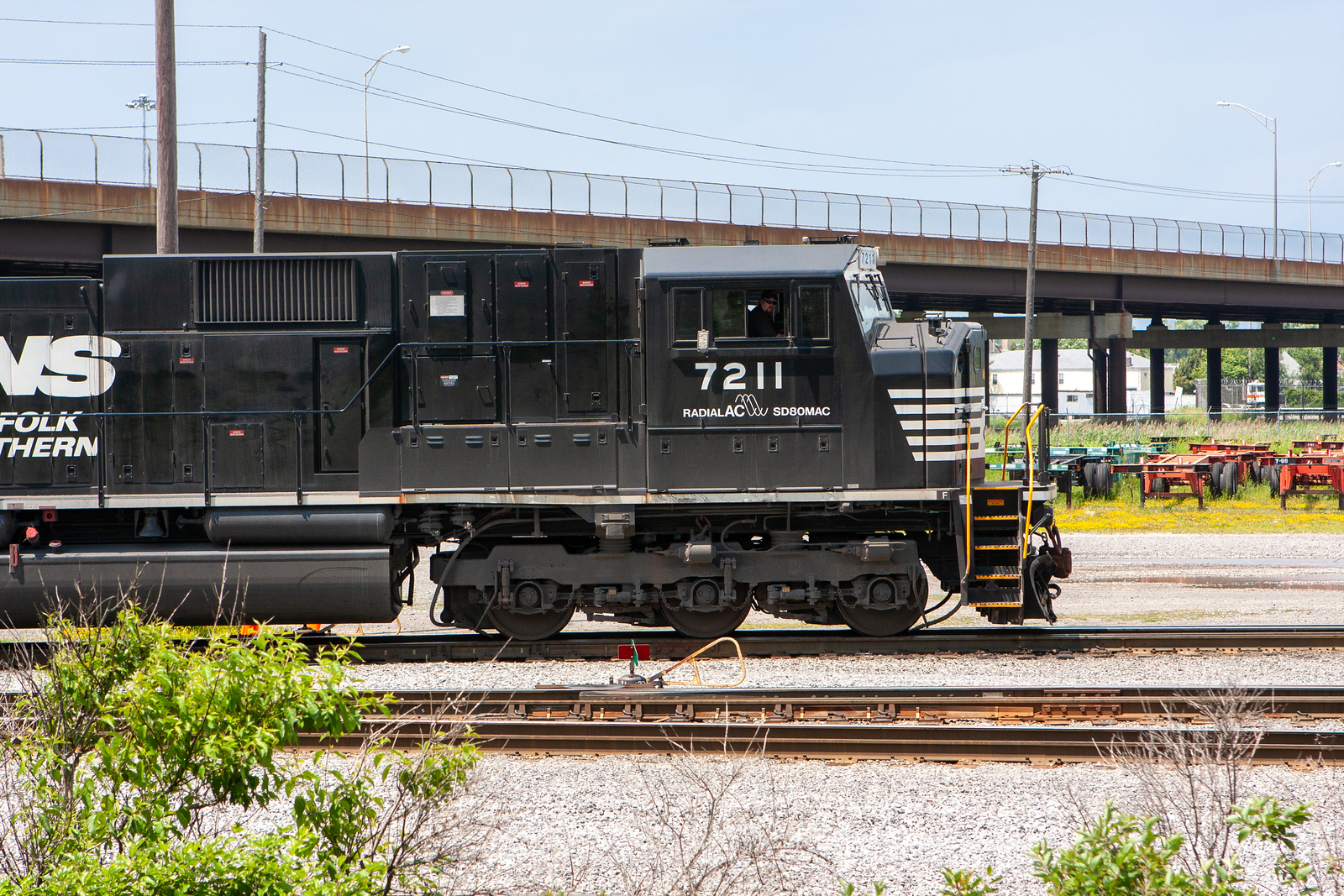 NS 7211