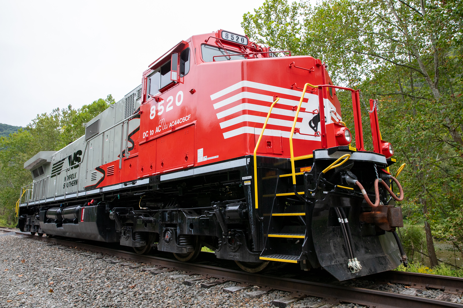 NS 8520