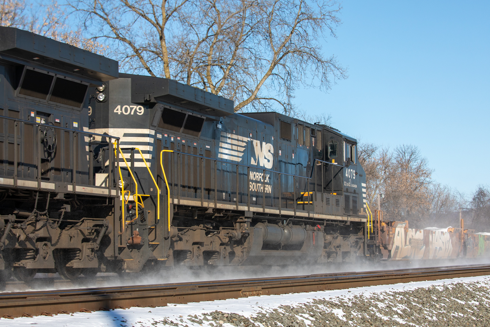 NS 4079