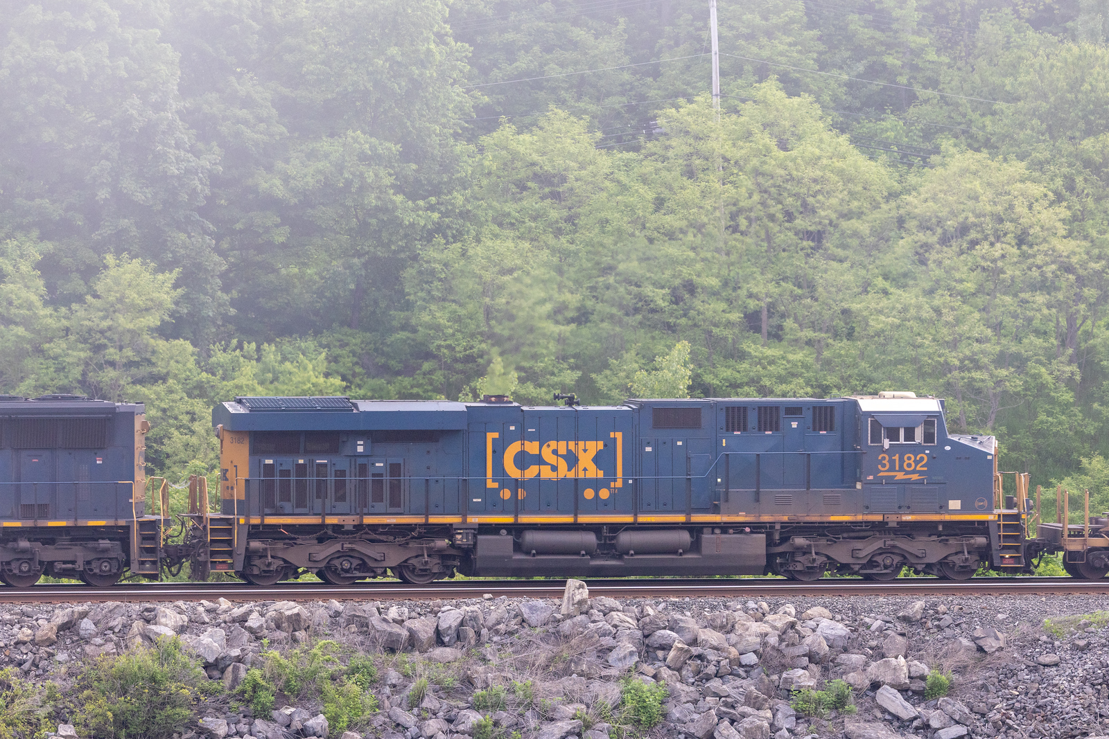 CSXT 3182