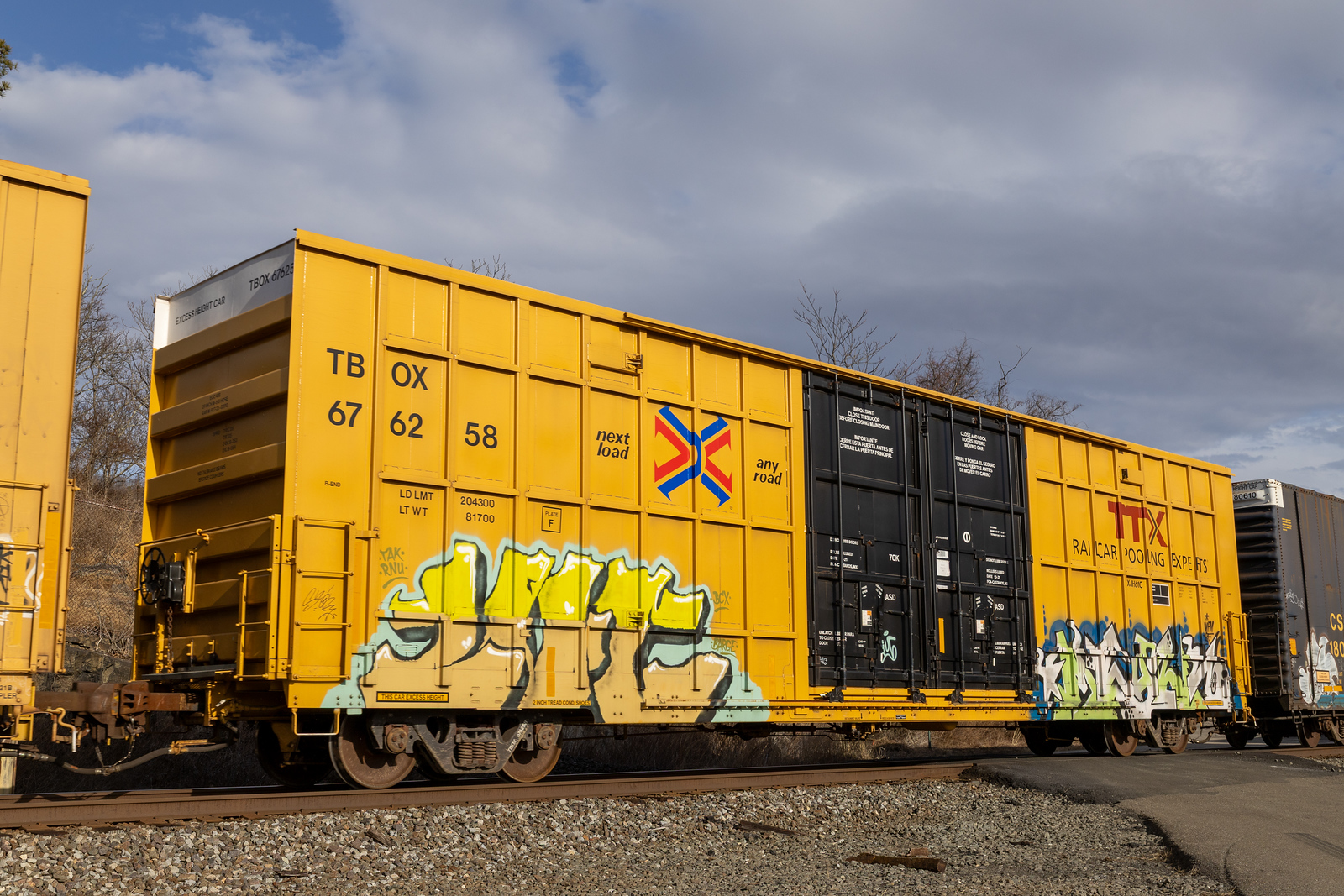 TBOX 676258