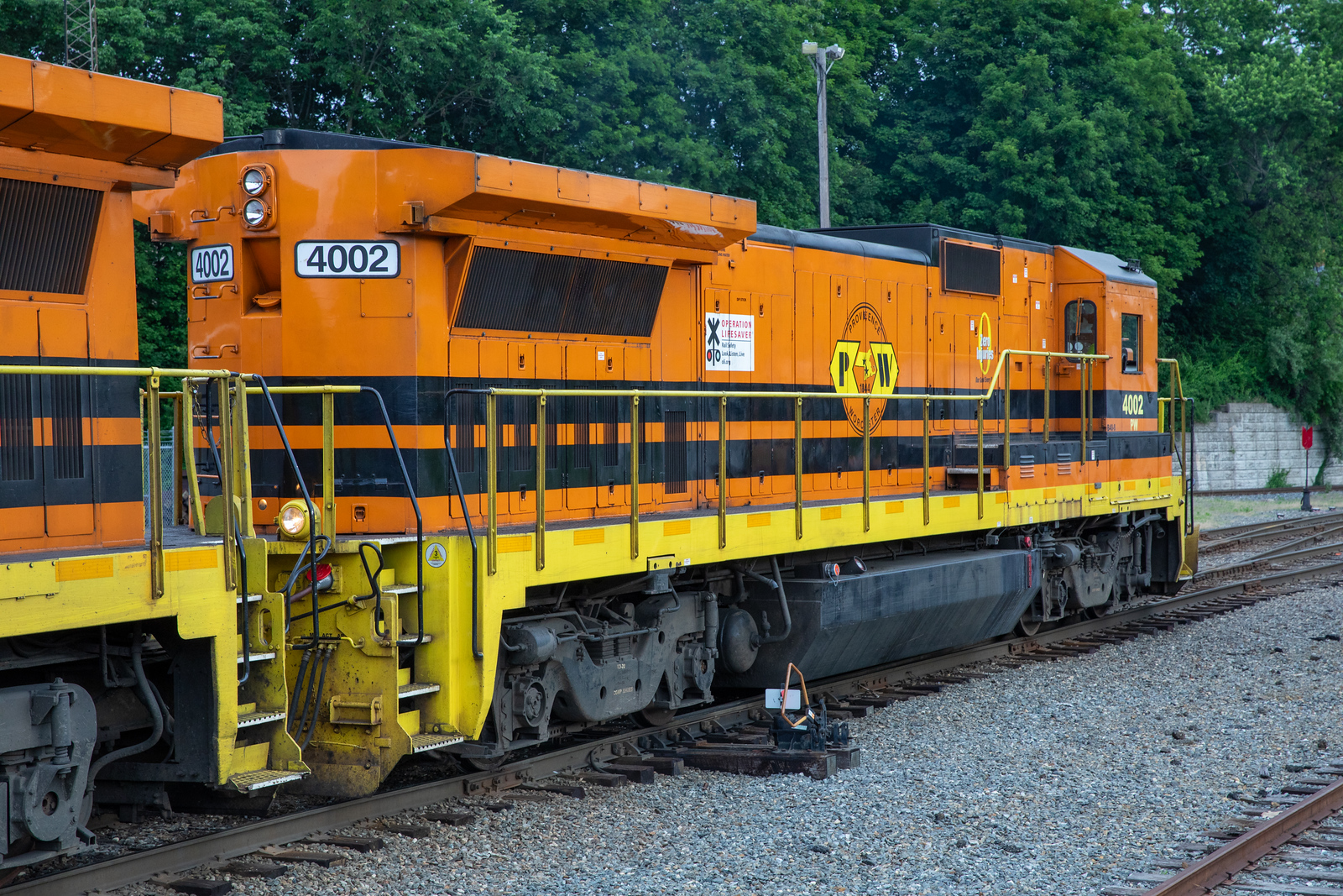 PW 4002