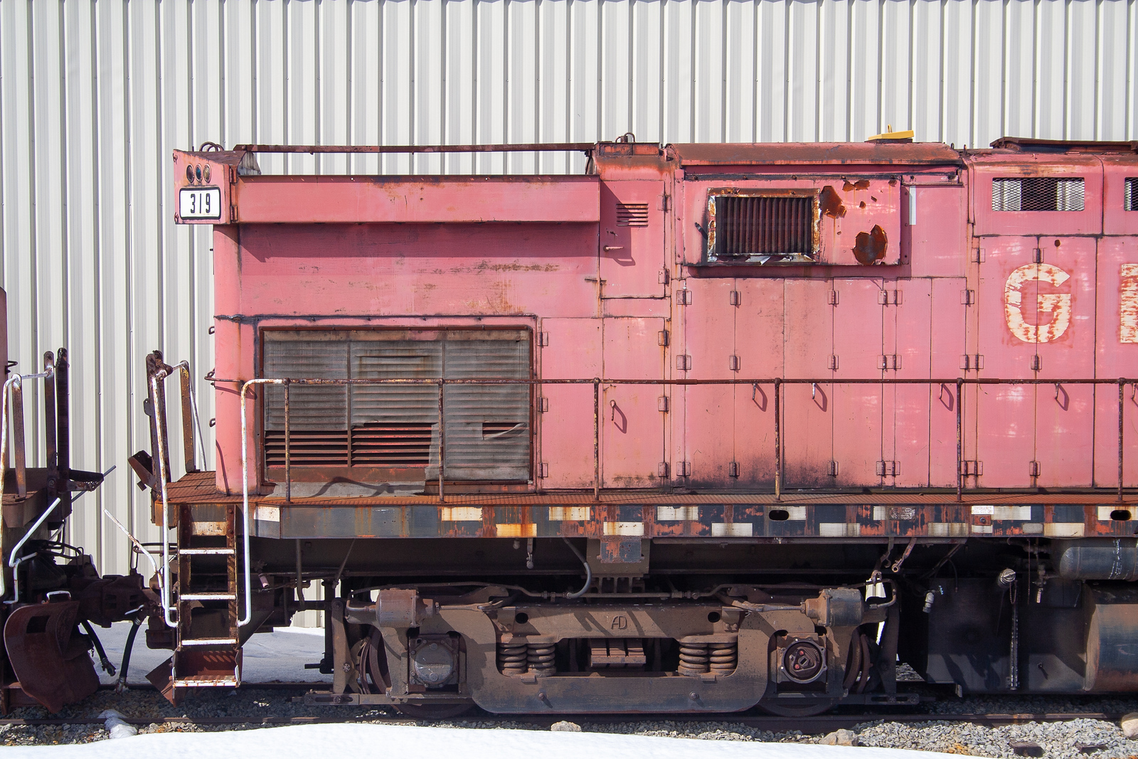 LAL 319