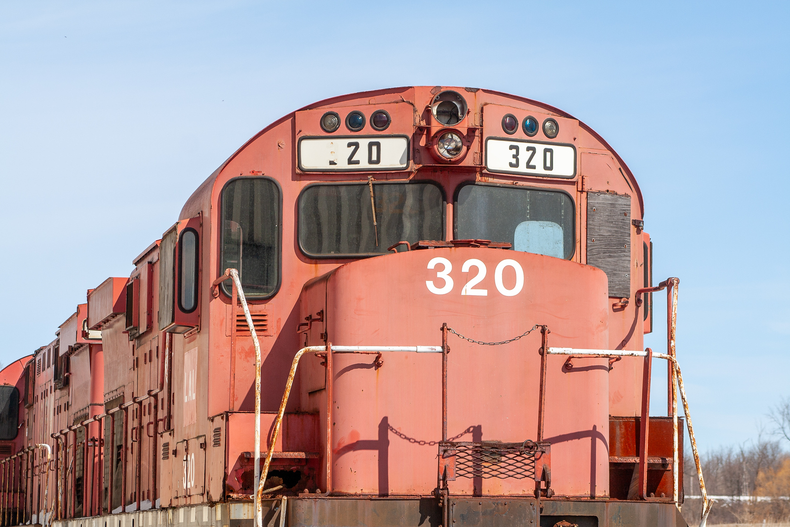 LAL 320