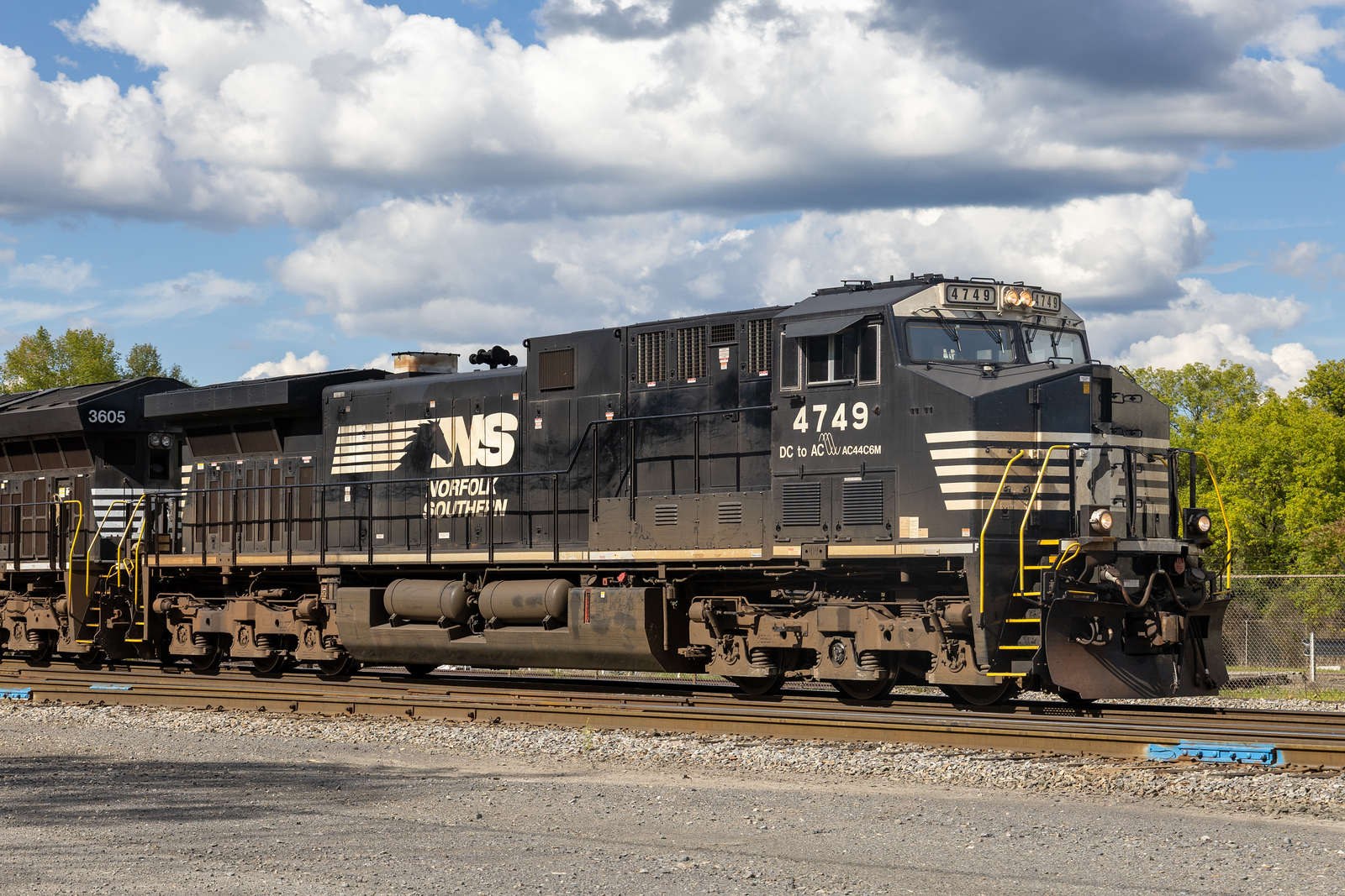 NS 4749