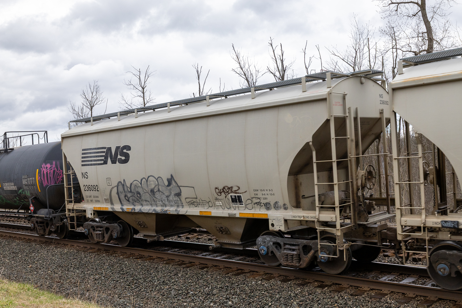 NS 236092