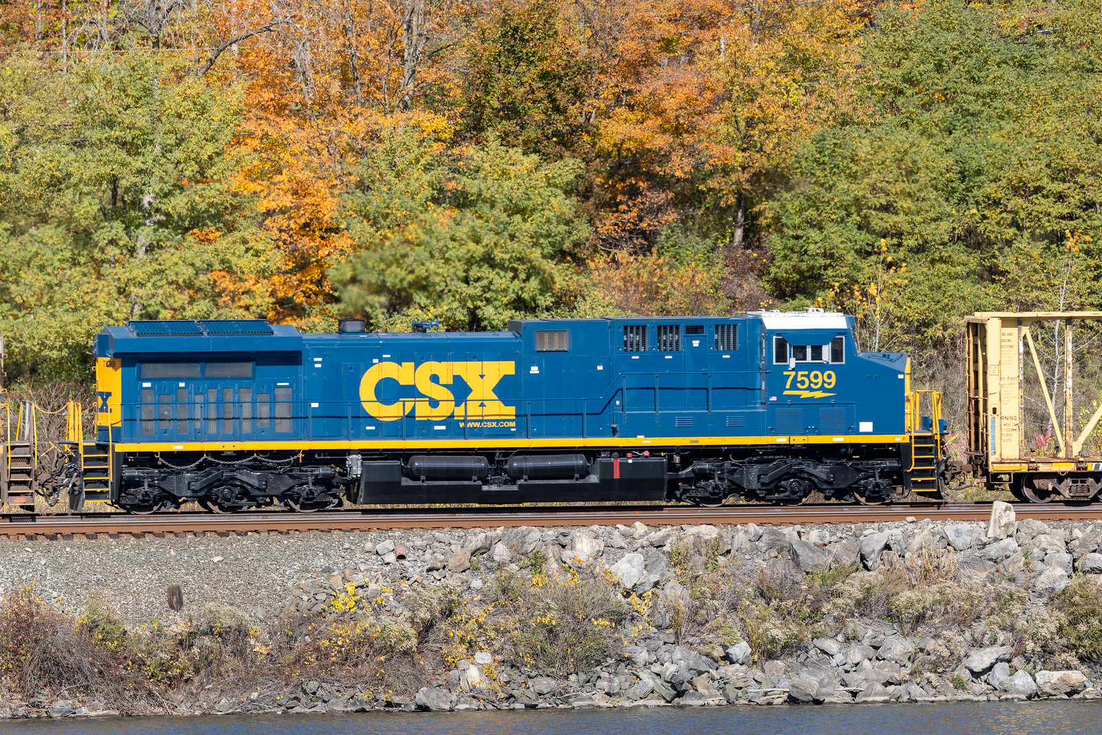 CSXT 7599