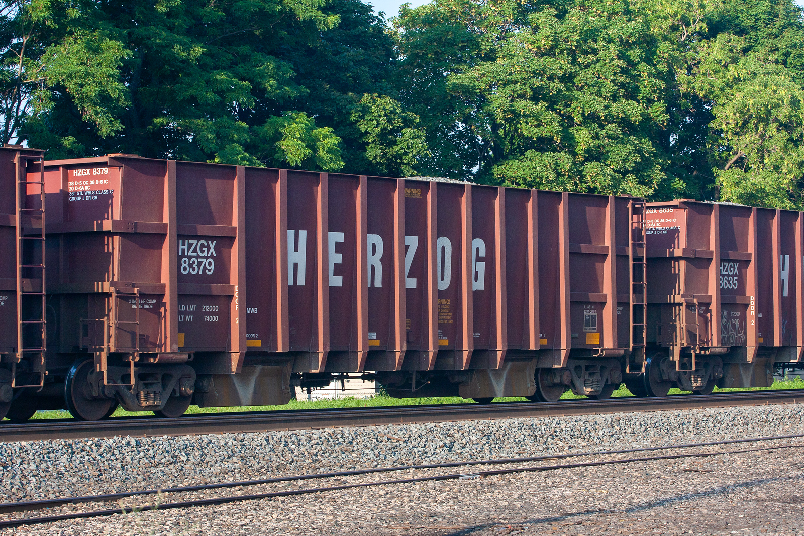 HZGX 8379