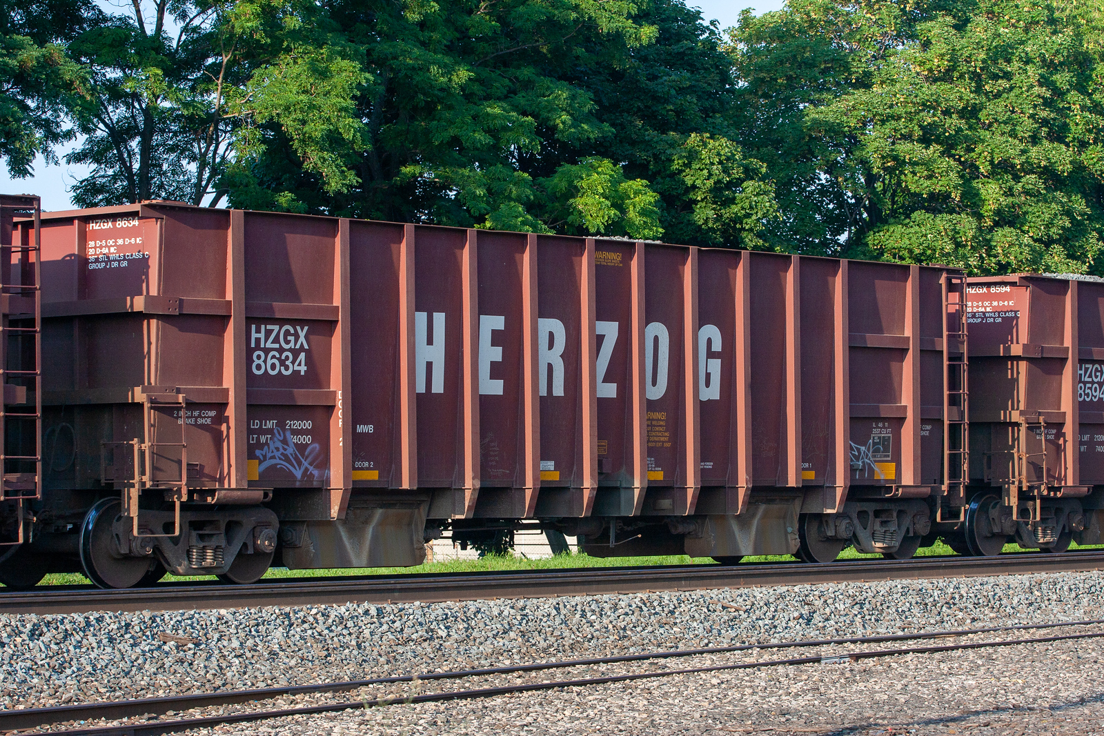 HZGX 8634