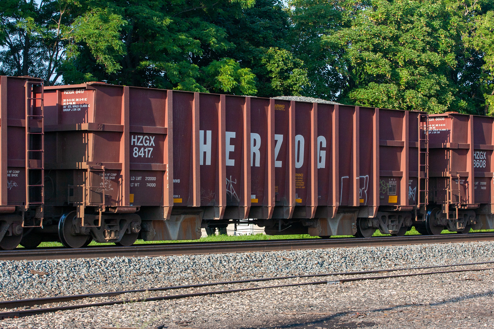 HZGX 8417