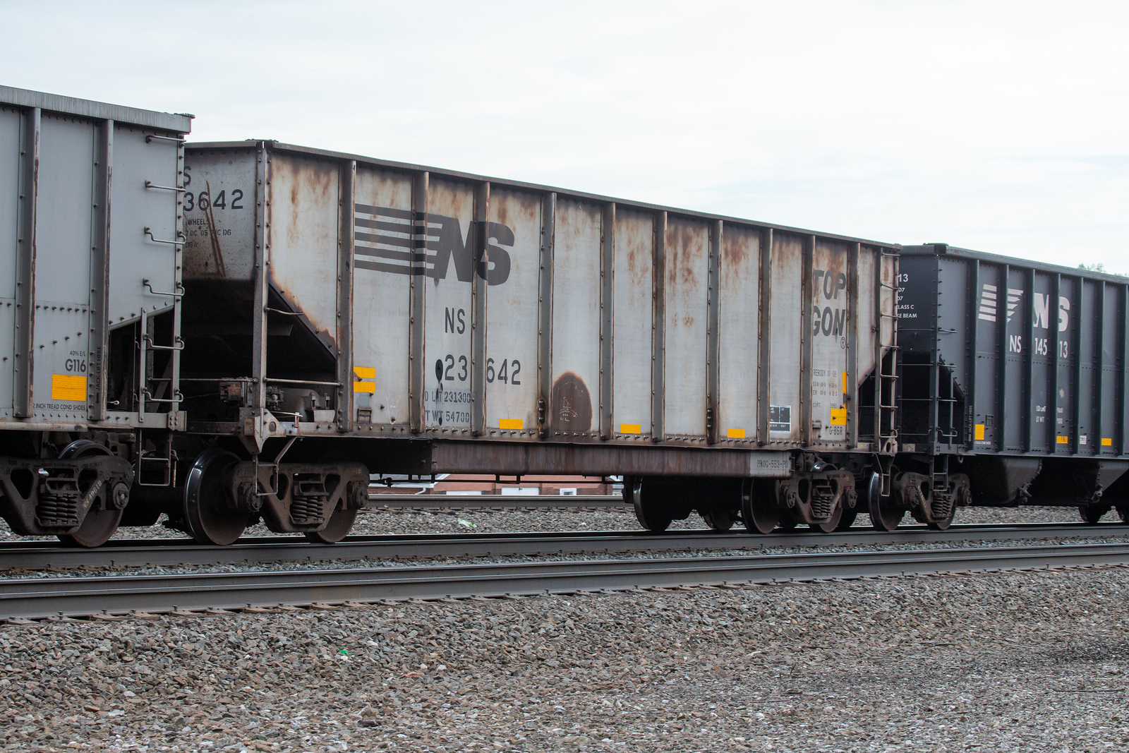 NS 23642