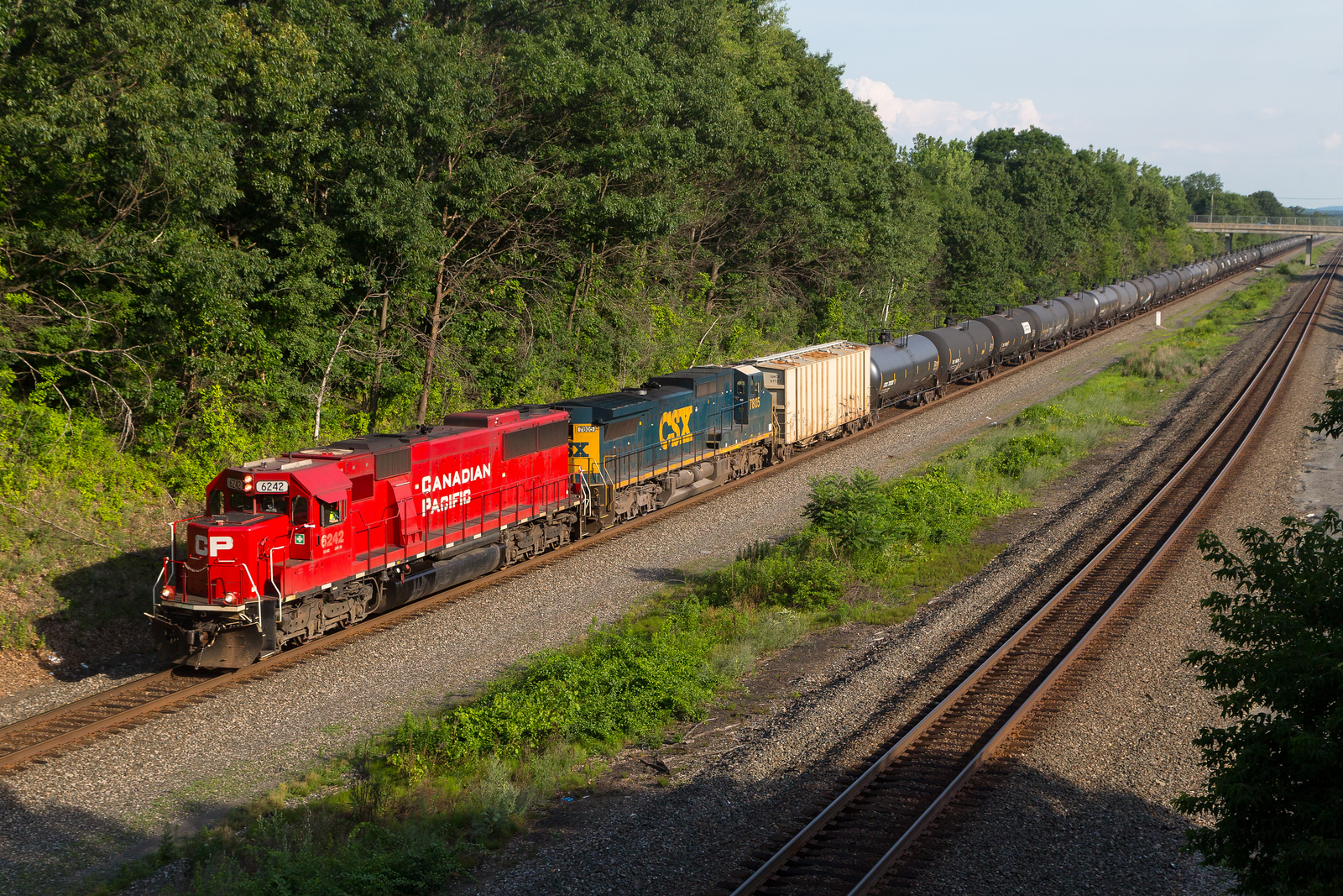 CSXT K637 @ Guilderland, NY