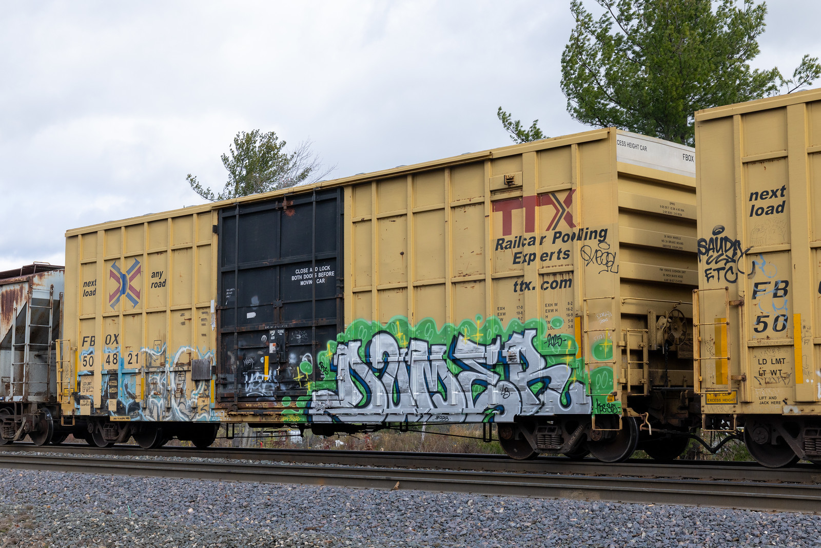 FBOX 504821