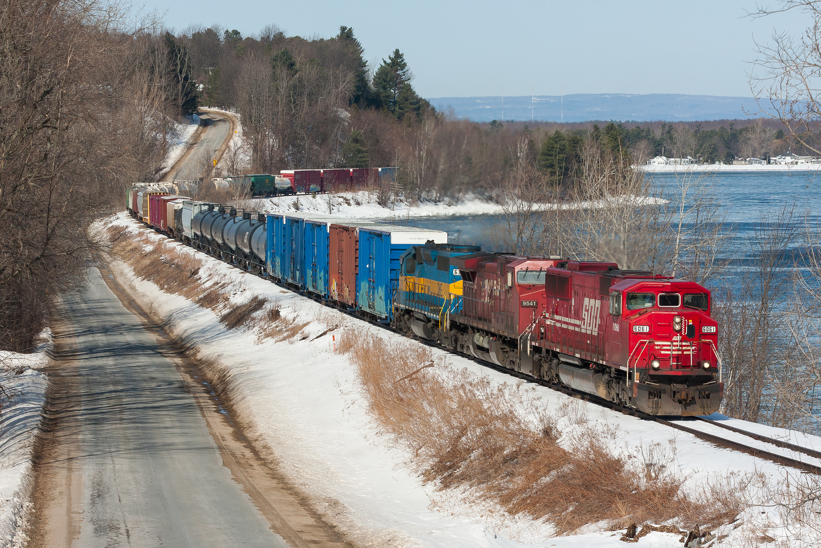 CP 252 @ Port Kent, NY