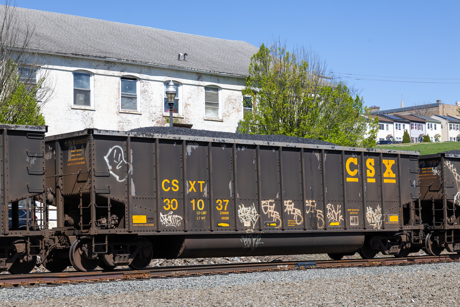 CSXT 301037
