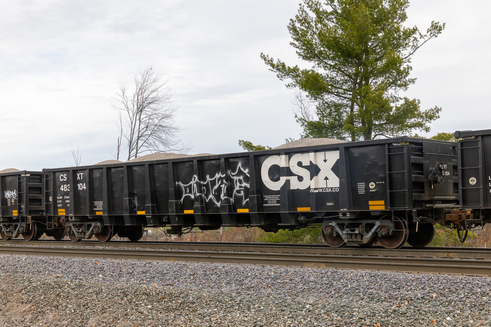 CSXT 483104