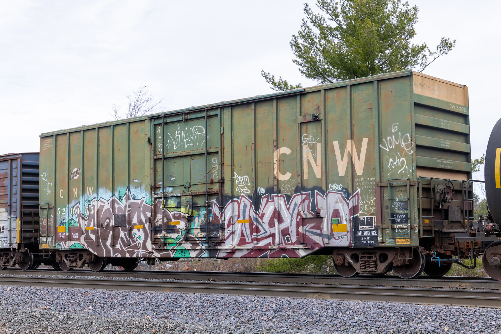 CNW 520055