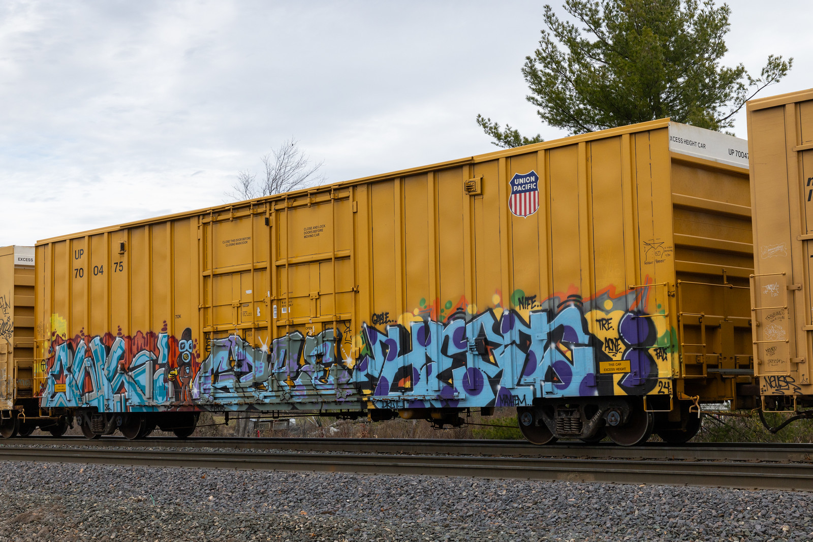UP 700475