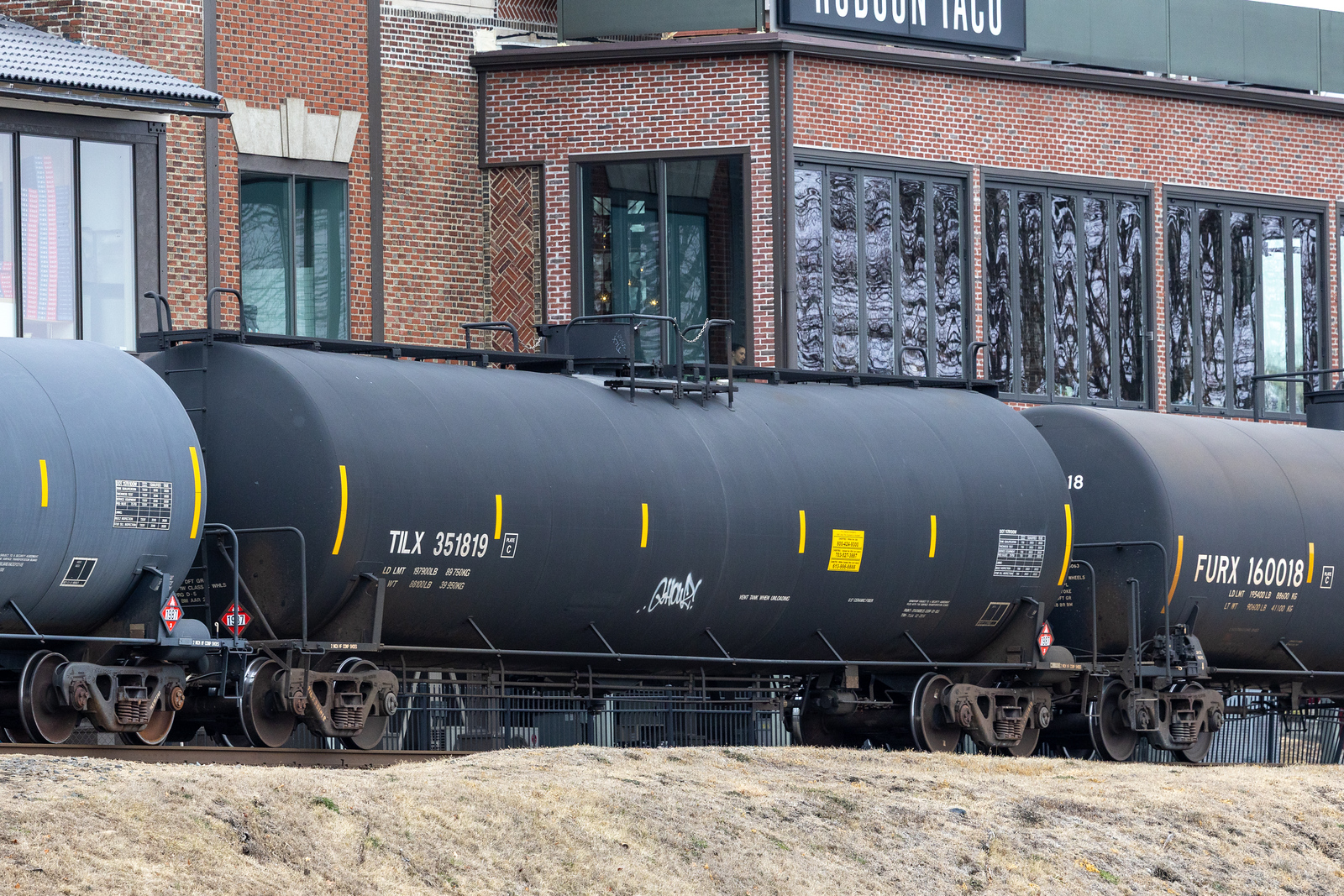 TILX 351819