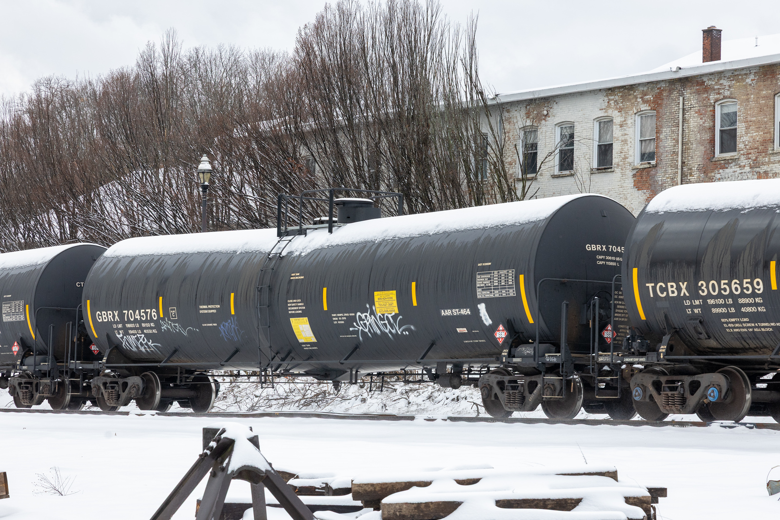 GBRX 704576